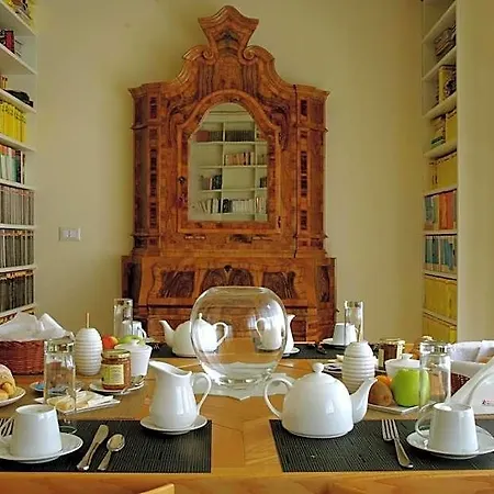 La Casa Di Boz Bed & Breakfast 3*